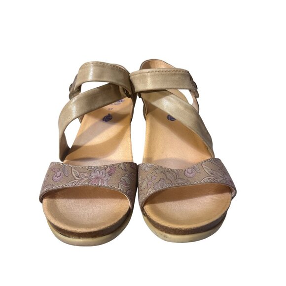 Wanda Panda Womens Floral Pattern Heeled Sandals Size 6 - Picture 2 of 7